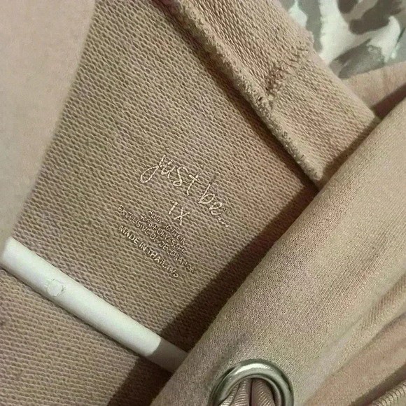 Just Be… Oversized Hoodie - Picture 4 of 4